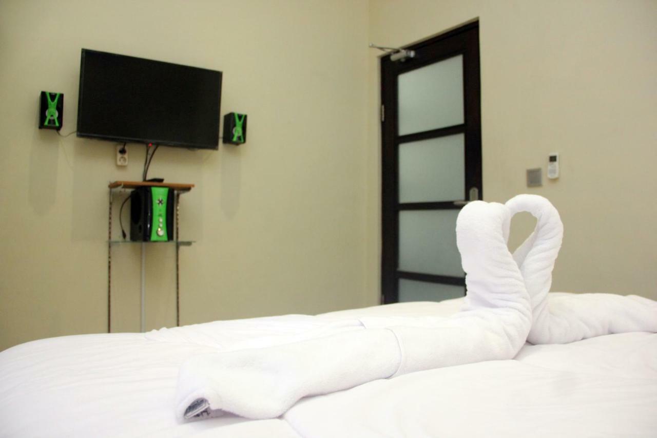 Ala Hostel Seminyak Eksteriør bilde